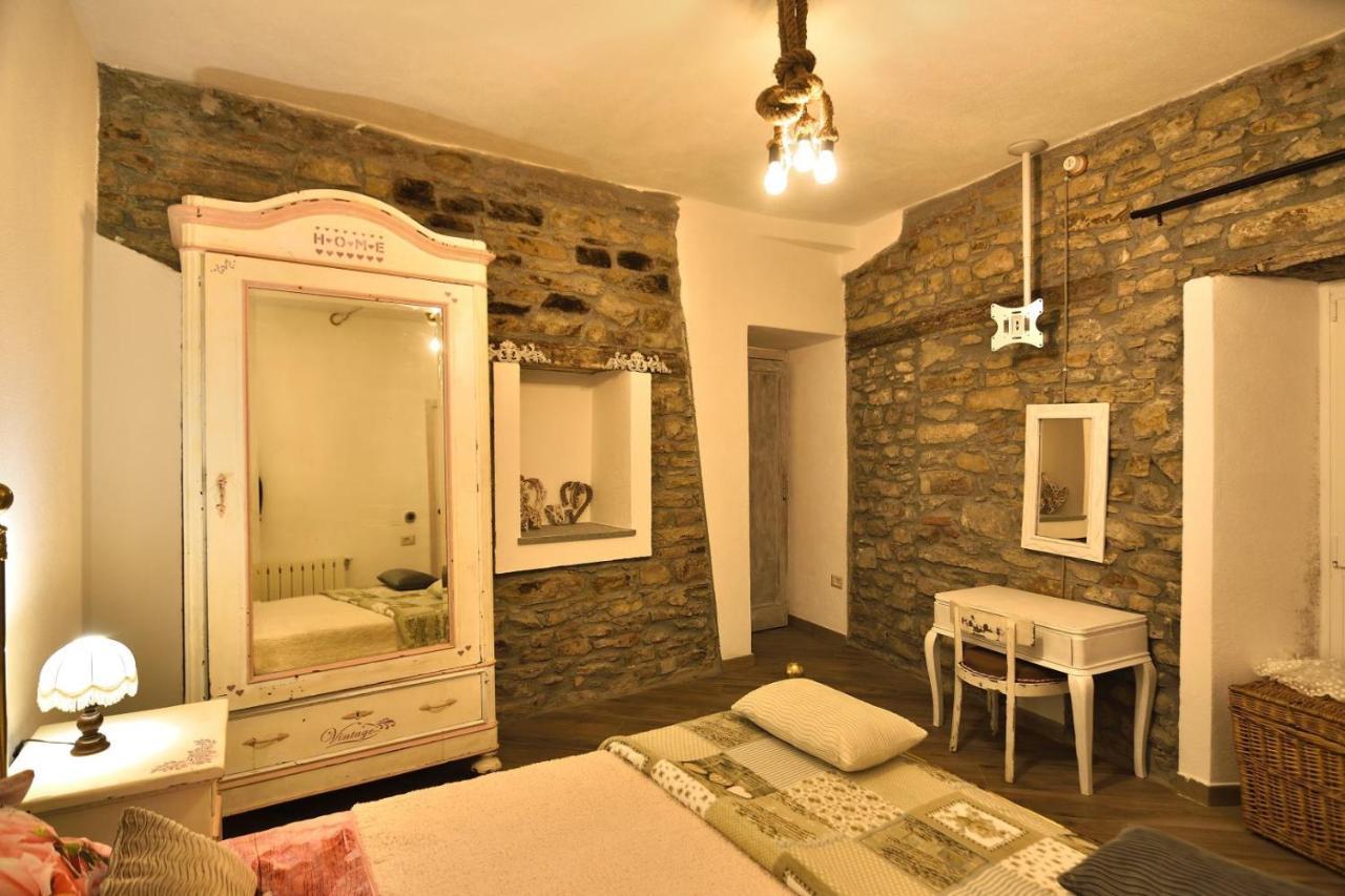 Il Borgo Del Castello Hotell Cremolino Exteriör bild