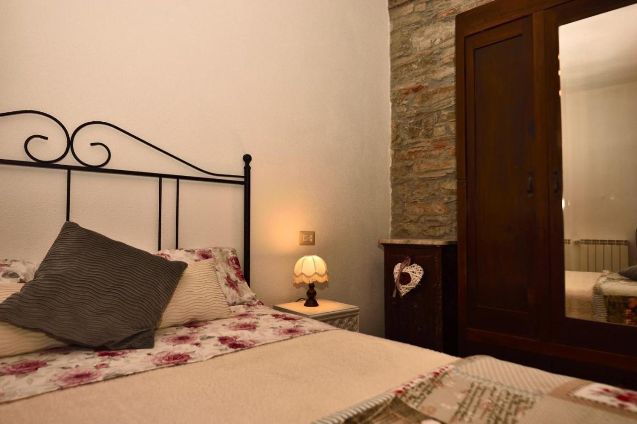 Il Borgo Del Castello Hotell Cremolino Exteriör bild