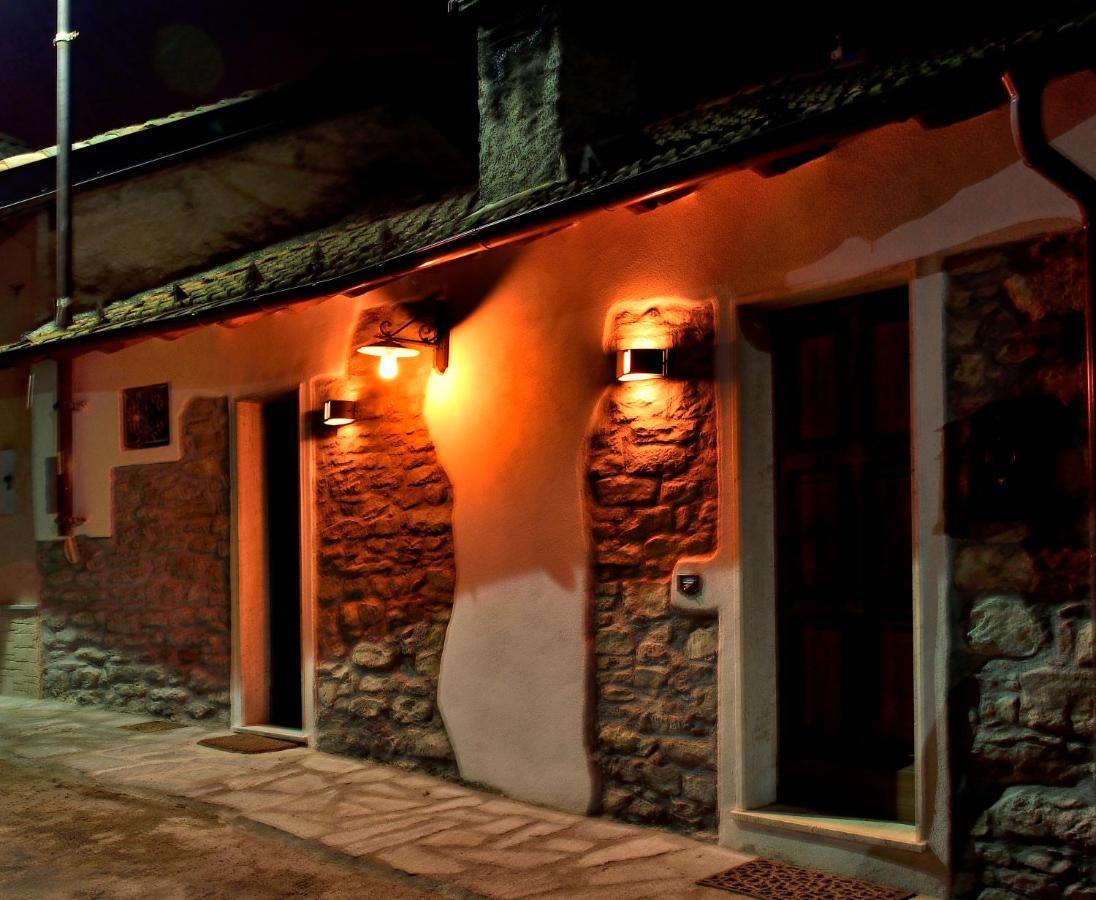 Il Borgo Del Castello Hotell Cremolino Exteriör bild