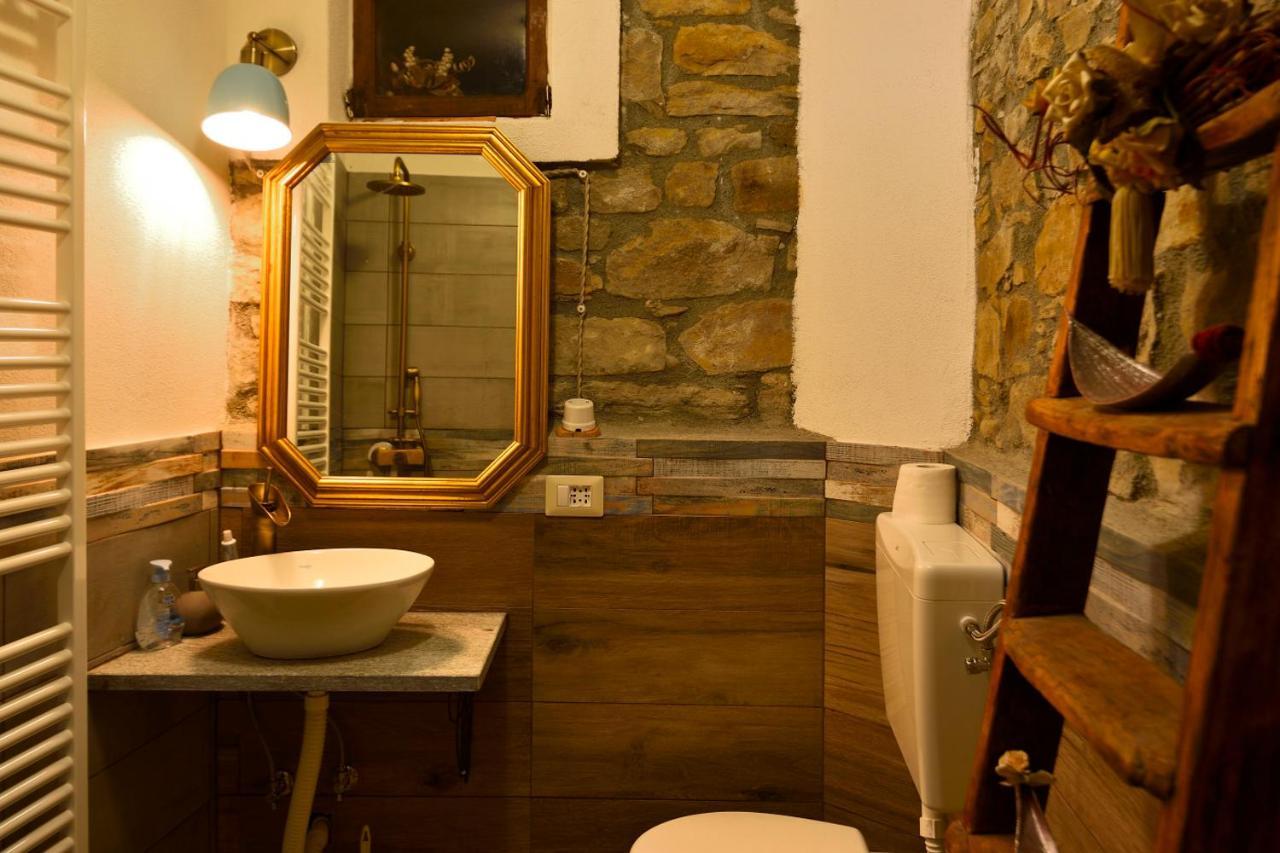 Il Borgo Del Castello Hotell Cremolino Exteriör bild