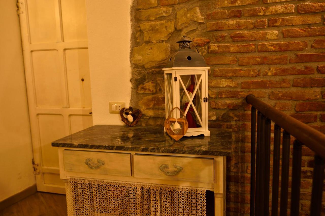 Il Borgo Del Castello Hotell Cremolino Exteriör bild